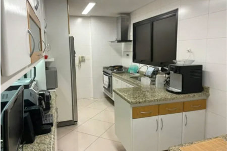 Apartamento para alugar com 4 quartos, sendo 2 suítes,  em Vila Andrade, São Paulo, SP