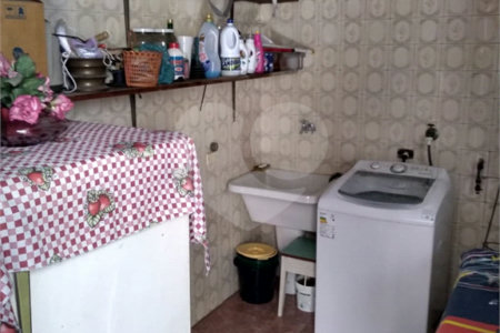 Casa à venda com 4 quartos, sendo 1 suíte, em Alto da Lapa, São Paulo, SP