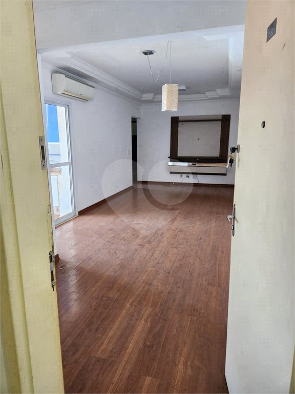 Apartamento à venda com 3 quartos, sendo 1 suíte, em Jardim dos Manacás, Araraquara, SP
