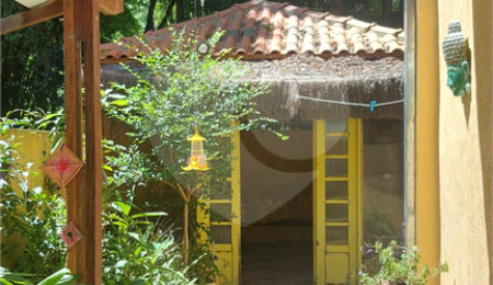 Casa à venda com 3 quartos, sendo 1 suíte,  em Água Espraiada (caucaia do Alto), Cotia, SP