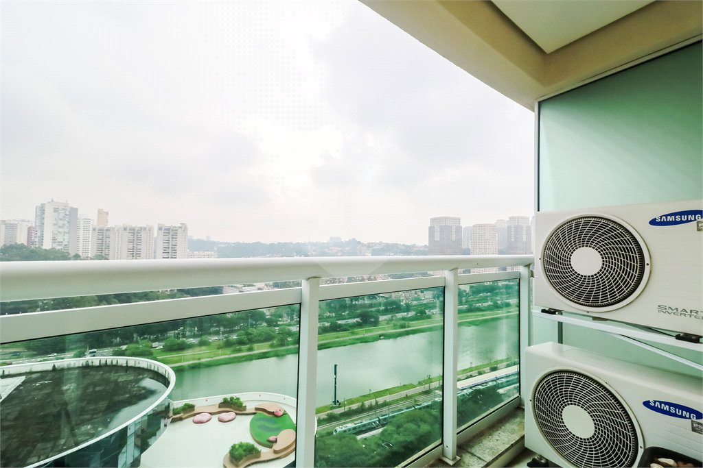 Apartamento à venda com 3 suítes em Cidade Monções, São Paulo, SP