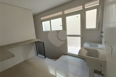 Casa à venda com 5 suítes no condomínio Maison Parc, São Paulo - SP