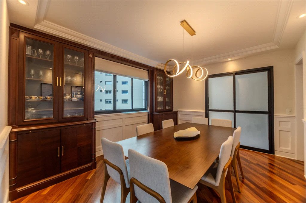 Apartamento à venda com 4 suítes em Paraíso do Morumbi, São Paulo, SP