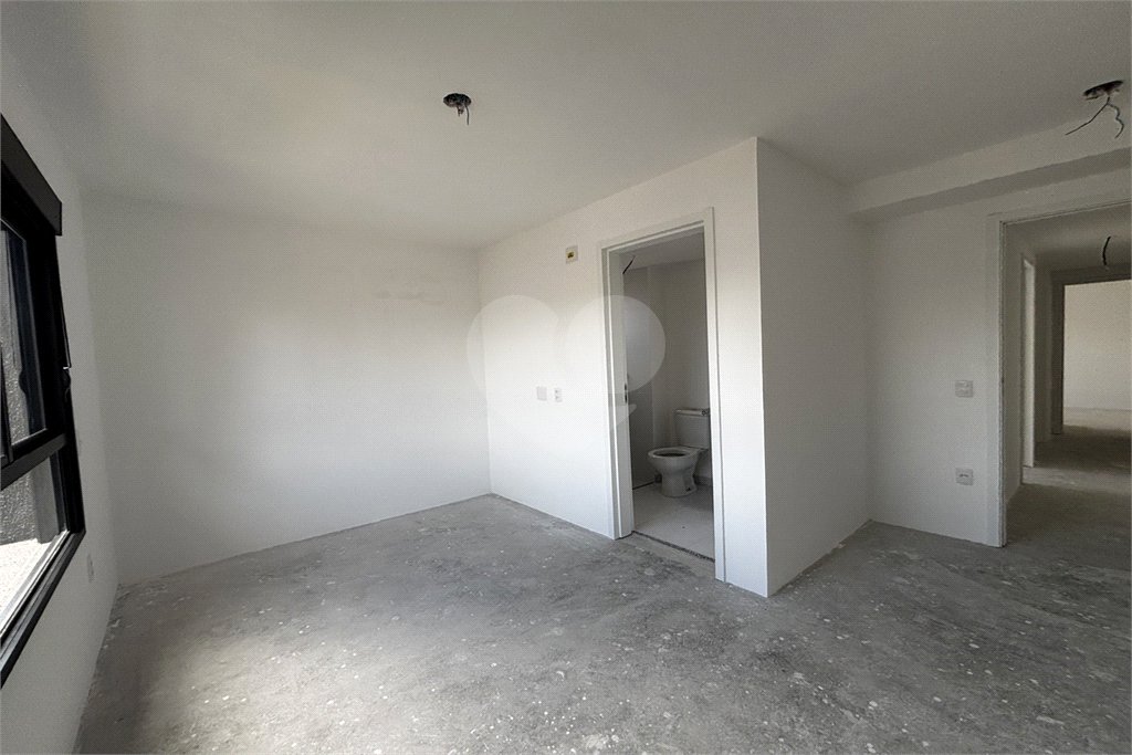 Apartamento à venda com 3 suítes em Vila Romana, São Paulo, SP
