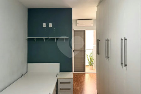 Casa à venda com 3 suítes em Água Fria, São Paulo, SP