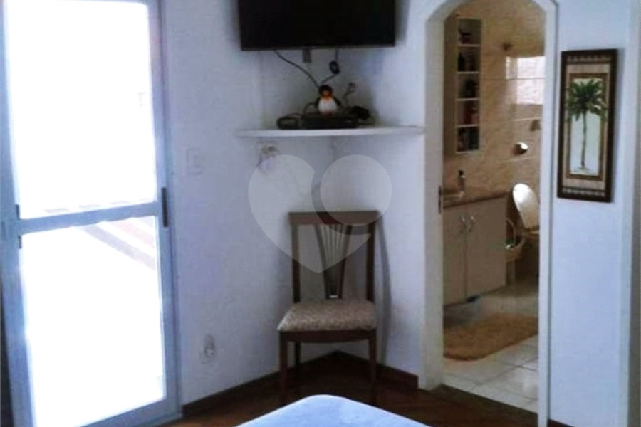 Sobrado à venda com 5 quartos, sendo 1 suíte, em Jardim Virginia Bianca, São Paulo, SP