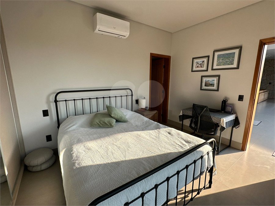 Casa Térrea à venda ou para alugar com 3 suítes em Jardim Leonor, Itatiba, SP