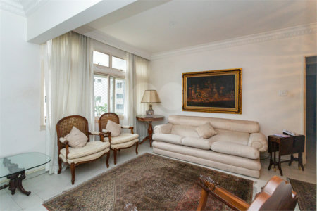Apartamento à venda com 3 quartos, sendo 1 suíte, em Jardim Paulista, São Paulo, SP