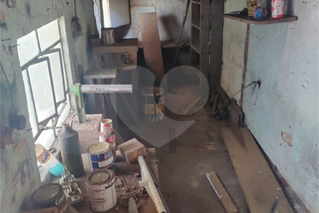 Casa à venda com 2 quartos, sendo 1 suíte, no Centro, Jarinu, SP