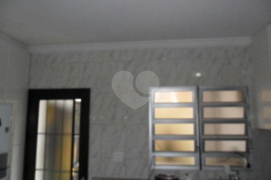 Sobrado à venda com 3 quartos, sendo 1 suíte, em Vila Romero, São Paulo, SP