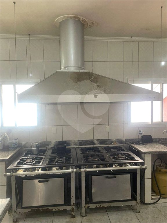 Salão Comercial para alugar no Centro, Vinhedo, SP