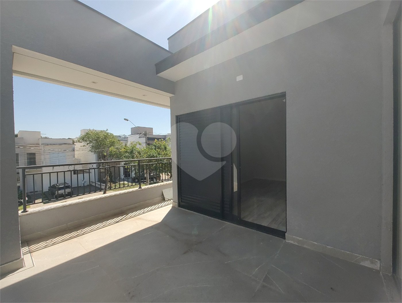 Casa à venda com 3 suítes no condomínio Terras de São Francisco, Sorocaba - SP