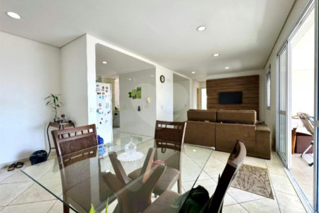 Apartamento à venda com 3 quartos, sendo 1 suíte, em Vila Galvão, Guarulhos, SP