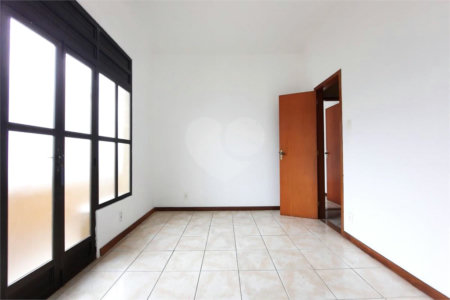 Casa de Vila à venda com 5 quartos, sendo 1 suíte, em Freguesia (jacarepaguá), Rio de Janeiro, RJ