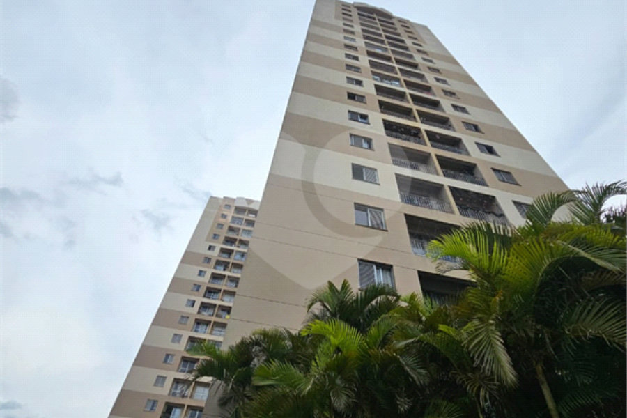 Apartamento à venda com 3 quartos em Vila Constança, São Paulo, SP