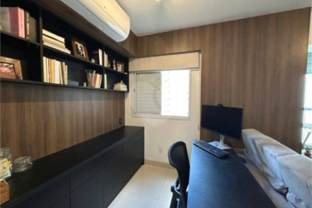 Apartamento à venda com 2 quartos, sendo 1 suíte, em Vila Andrade, São Paulo, SP