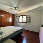 Casa à venda com 6 quartos, sendo 1 suíte, no condomínio Granja Olga I, Sorocaba - SP