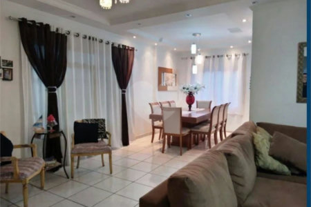 Casa à venda com 3 quartos, sendo 2 suítes, em Jardim Paulista, Atibaia, SP