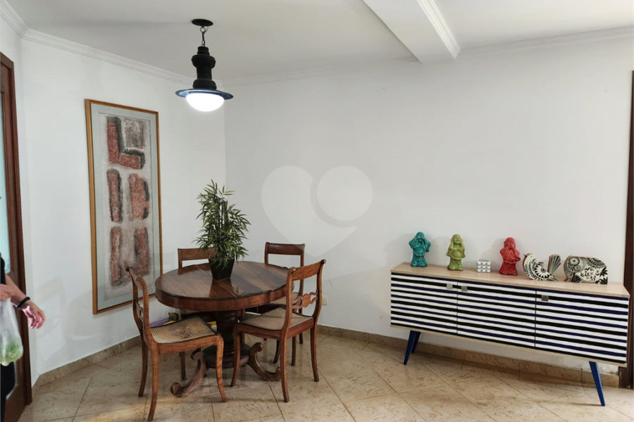 Casa à venda com 5 suítes no condomínio Suíça da Cantareira, Mairiporã - SP