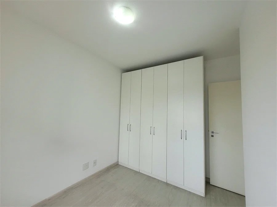 Apartamento à venda com 2 quartos em Vila Anastácio, São Paulo, SP
