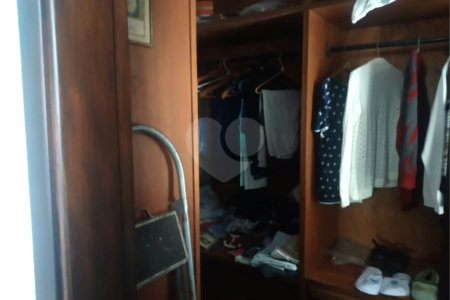 Casa Térrea à venda com 5 quartos, sendo 1 suíte,  em Jardim Dom Bosco, Indaiatuba, SP