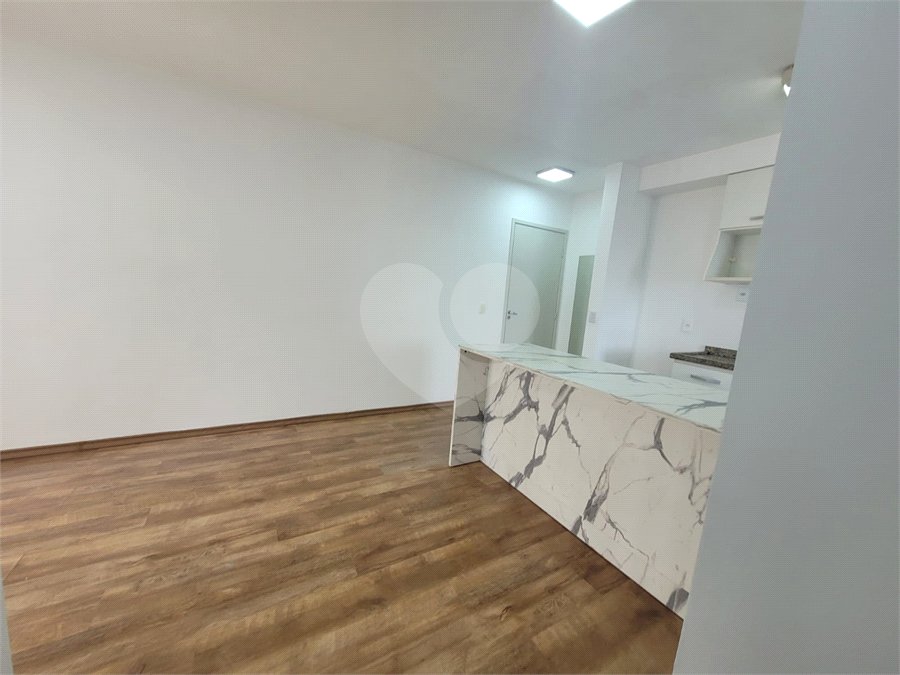 Apartamento à venda com 2 quartos em Vila Anastácio, São Paulo, SP