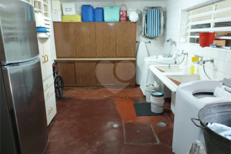 Sobrado à venda com 4 quartos, sendo 2 suítes, em Santo Amaro, São Paulo, SP