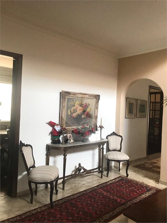 Casa à venda com 4 suítes em Jardim Leonor, São Paulo, SP