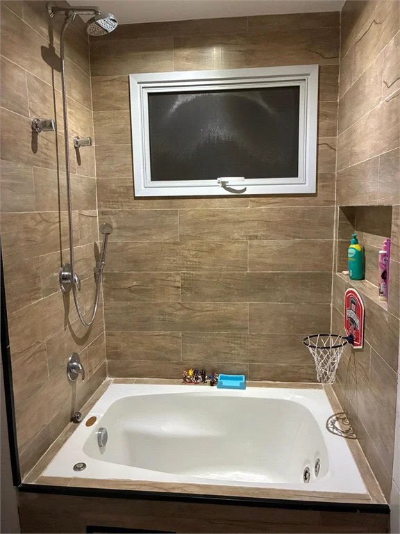 Apartamento à venda com 4 quartos, sendo 3 suítes,  em Vila Andrade, São Paulo, SP