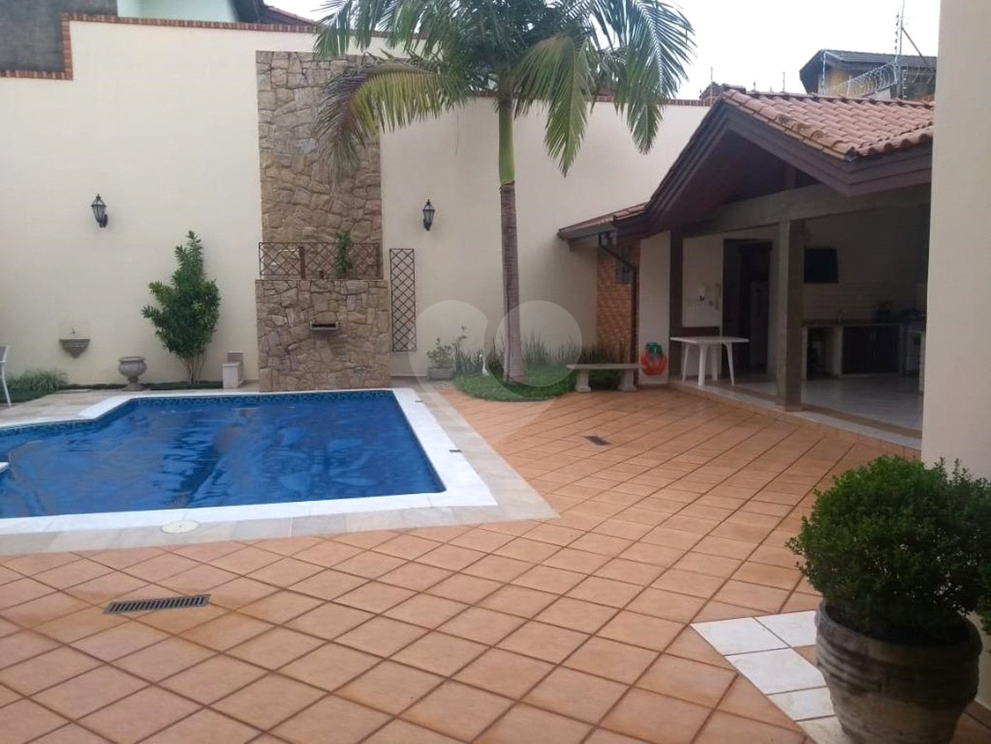 Sobrado à venda com 4 quartos, sendo 2 suítes,  em Jardim Eltonville, Sorocaba, SP