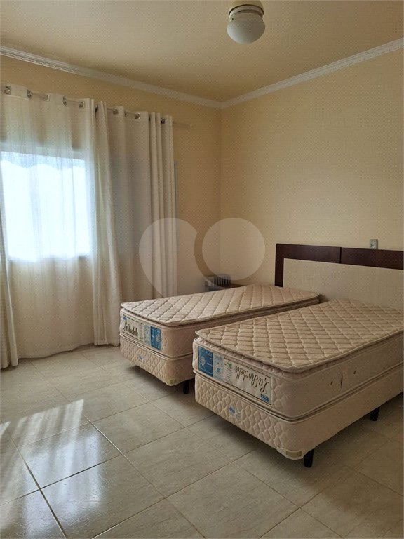 Casa à venda com 4 suítes no condomínio Bougainville, Peruíbe - SP