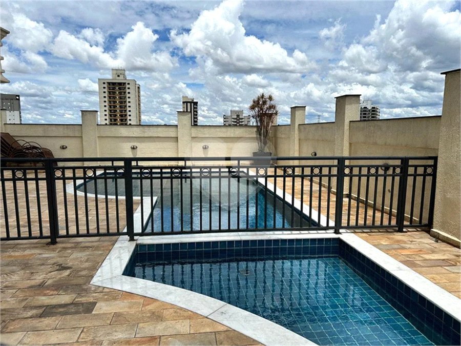 Apartamento à venda com 3 suítes em Vila Rosalia, Guarulhos, SP