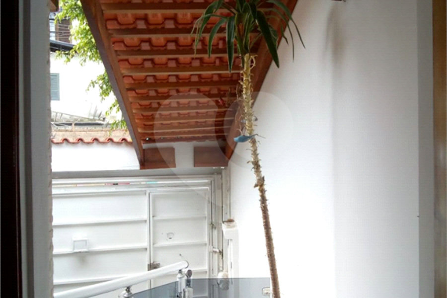 Sobrado à venda com 3 suítes em Itaquera, São Paulo, SP