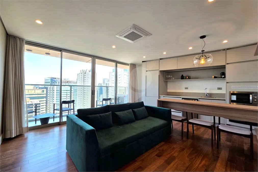 Apartamento à venda ou para alugar com 2 quartos, sendo 1 suíte, em Vila Olímpia, São Paulo, SP
