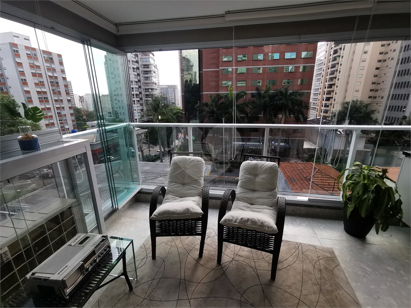 Apartamento à venda com 2 quartos, sendo 1 suíte, em Paraíso, São Paulo, SP