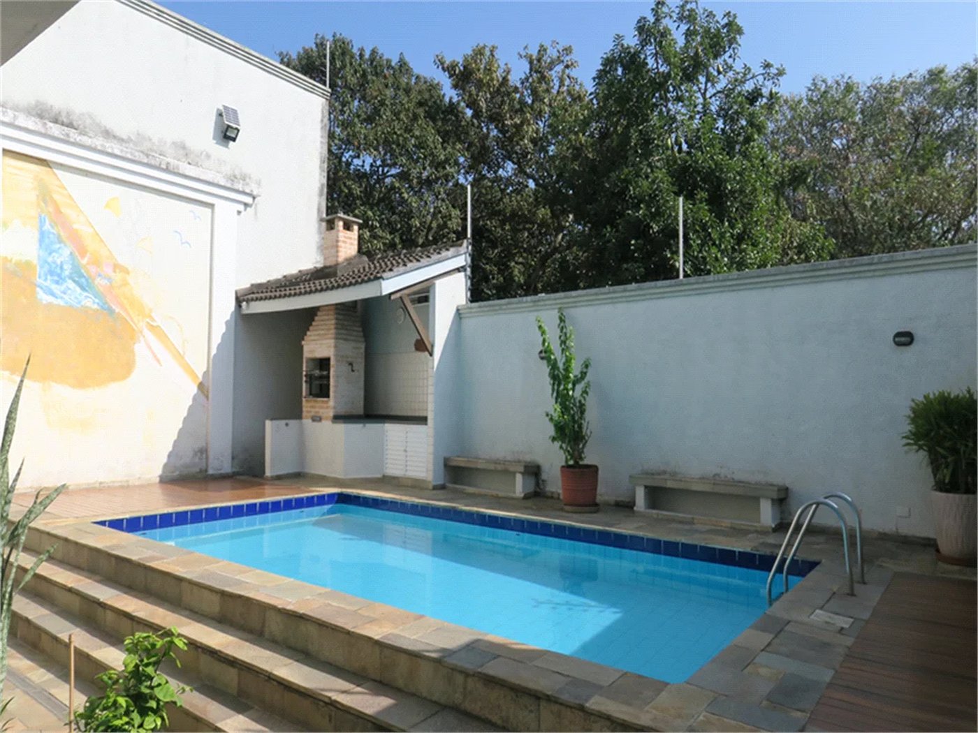 Casa à venda com 3 suítes em Vila Inah, São Paulo, SP