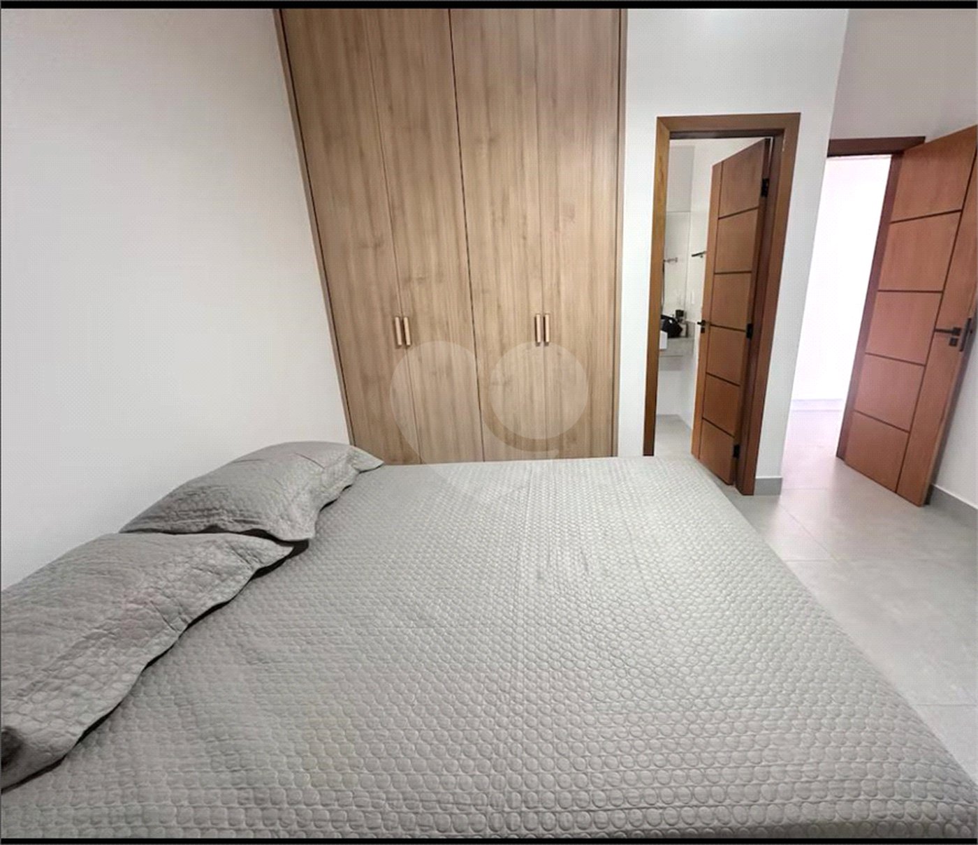Casa à venda com 6 quartos, sendo 4 suítes,  em Caravelas, Armação dos Búzios, RJ