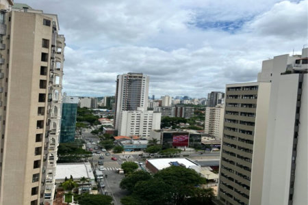 Apartamento à venda com 3 suítes em Campo Belo, São Paulo, SP