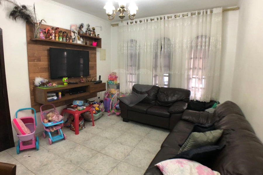 Sobrado à venda com 3 quartos, sendo 1 suíte, em Jaçanã, São Paulo, SP