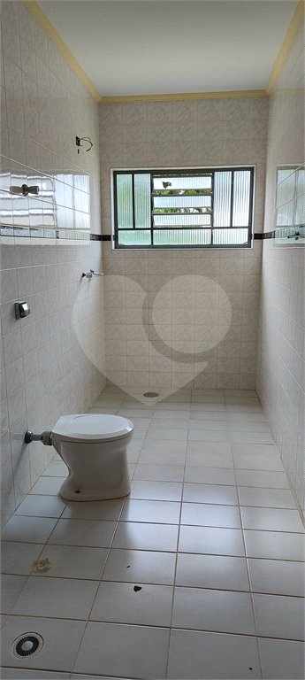 Sobrado à venda com 3 quartos, sendo 1 suíte, em Ressaca, Atibaia, SP