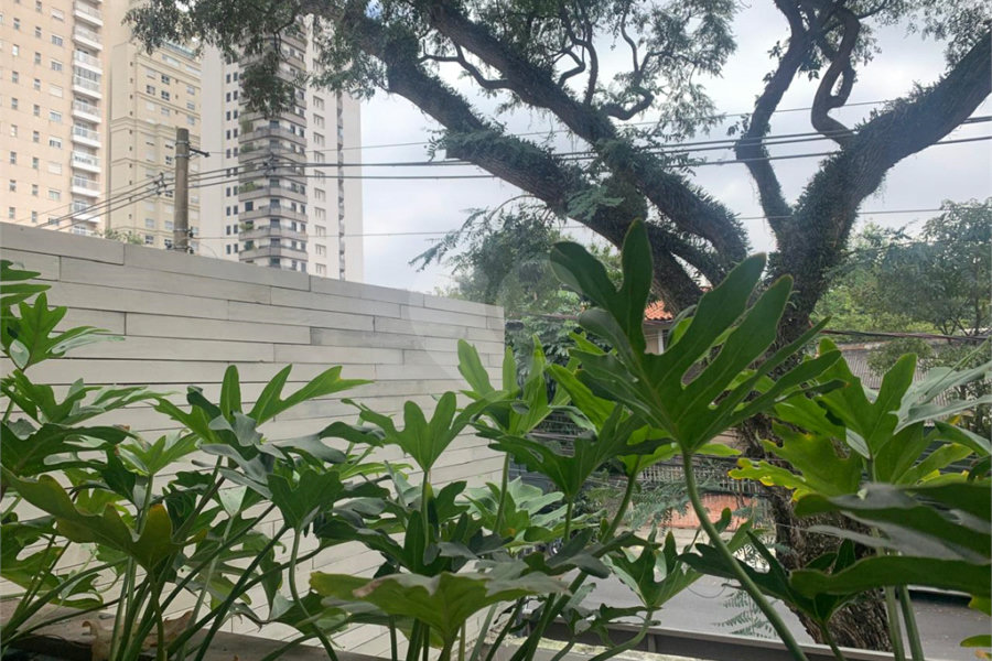 Apartamento à venda com 2 suítes em Alto de Pinheiros, São Paulo, SP