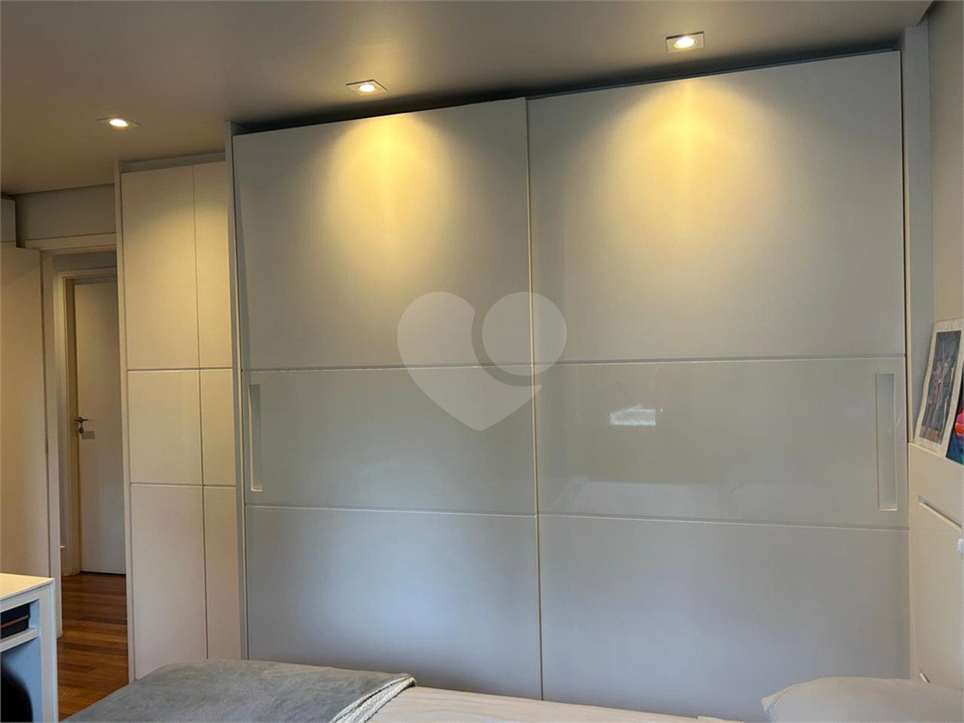 Apartamento à venda com 2 quartos, sendo 1 suíte, em Vila Andrade, São Paulo, SP