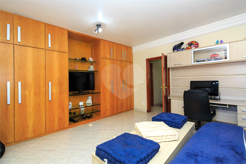 Casa Térrea à venda com 4 suítes em Jardim Marajoara, São Paulo, SP