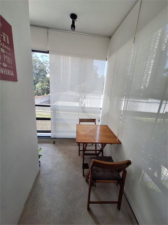 Apartamento à venda com 2 quartos, sendo 1 suíte,  em Morumbi, São Paulo, SP