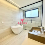CASA LINDA NO CONDOMINIO RESERVA DO PARATEHY COM 4 DORMITORIOS, 4 SUÍTES, PISCINA, ELEVADOR, SJC