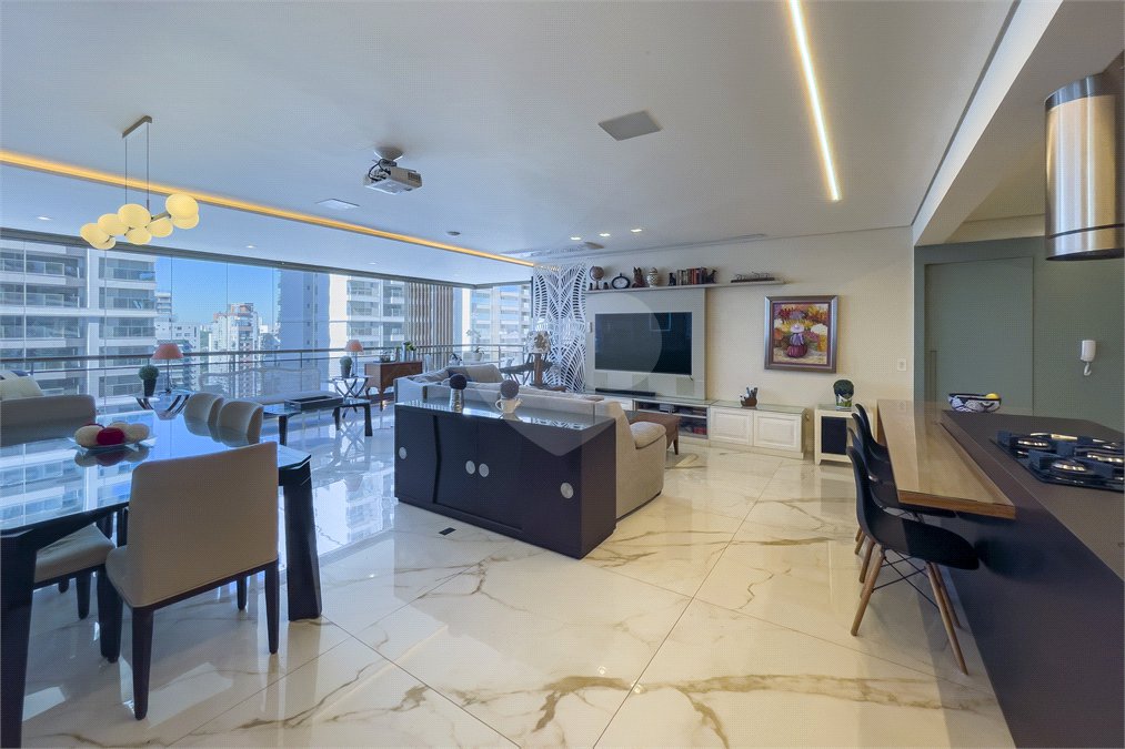 Apartamento para alugar com 4 suítes em Brooklin, São Paulo, SP