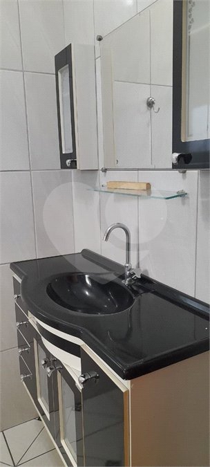 Sobrado à venda com 6 quartos, sendo 3 suítes, em Vila Divina Pastora, São Paulo, SP