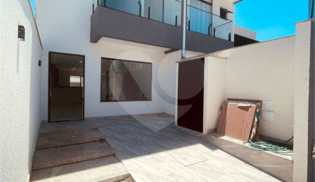Casa à venda com 3 quartos, sendo 2 suítes,  no condomínio Grand Park, Rio de Janeiro - RJ