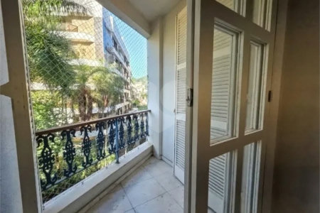 Apartamento à venda com 4 quartos, sendo 1 suíte, em Lagoa, Rio de Janeiro, RJ