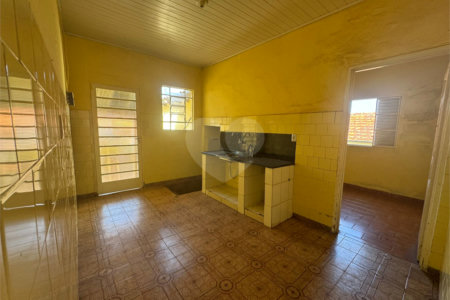 Casa à venda com 4 quartos, sendo 1 suíte, em Vila Maria, Itapetininga, SP